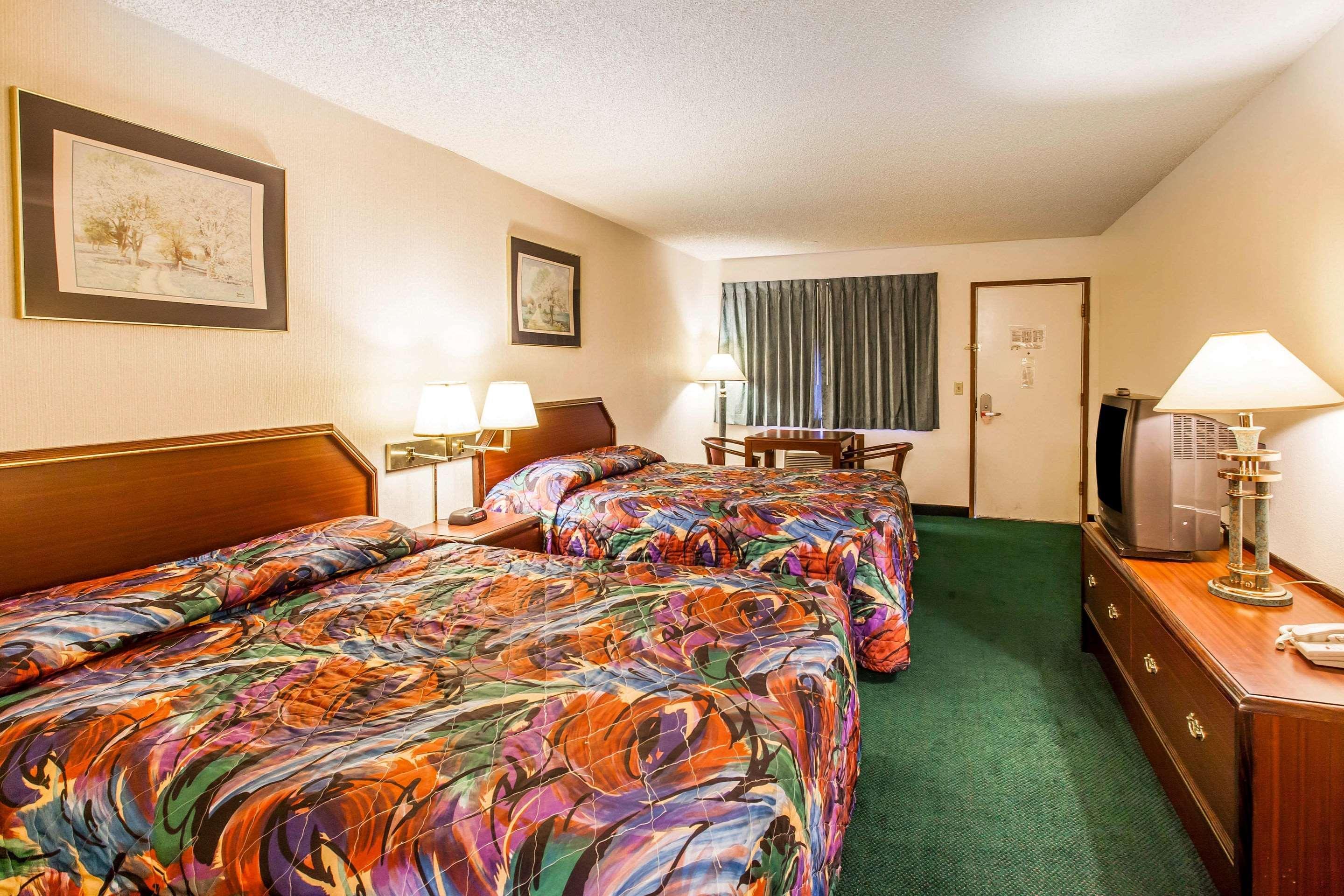 Econolodge Эверетт Экстерьер фото
